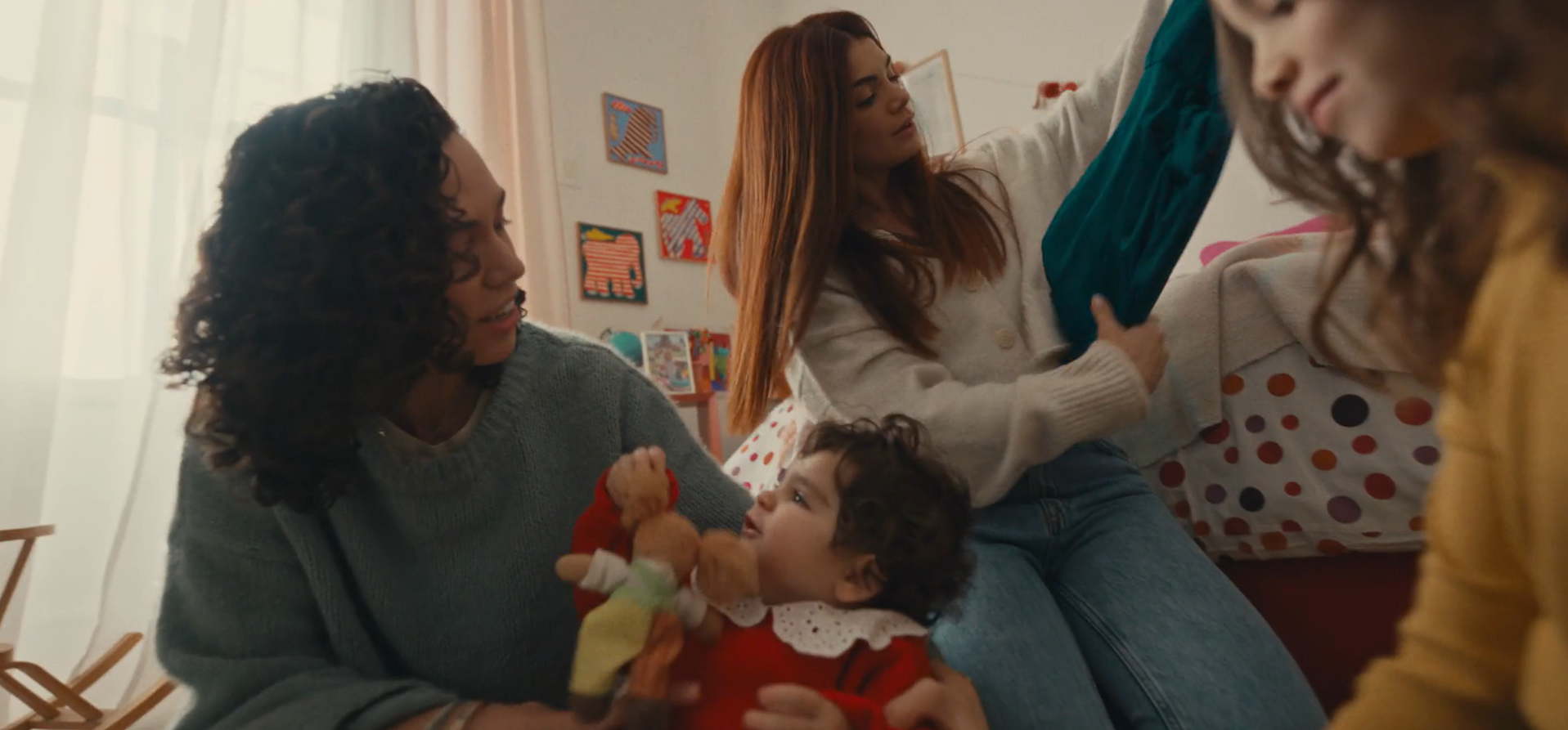 Le protagoniste dello Spot Tv di Vinted alla Location Gallico