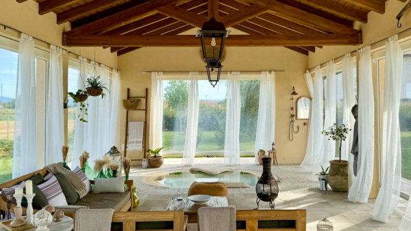 Scopri qui una location suggestiva: il casale Celebes Scopri qui una location suggestiva: il casale Celebes