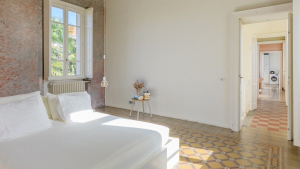 Scopri la Villa Prezzemolo Cementine in camera da letto