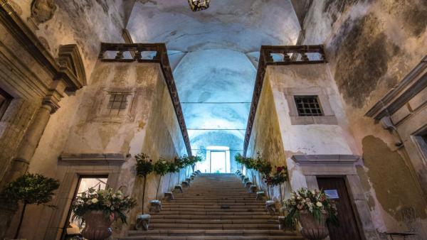 Scalinata della chiesa Levante