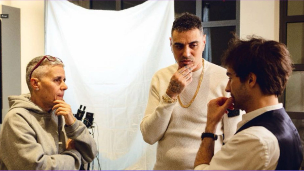 Francesco Oggiano, Marracash e Paola Zukar sul set di Fuori dalla Bolla Francesco Oggiano, Marracash e Paola Zukar sul set di Fuori dalla Bolla