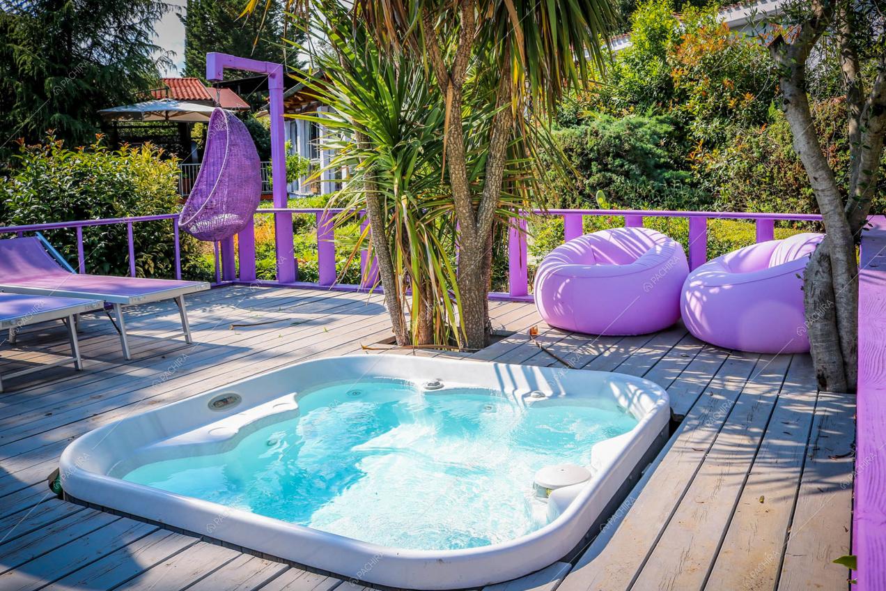 Idromassaggio dell'hotel Aegirine, location in stile eclettico a Rieti