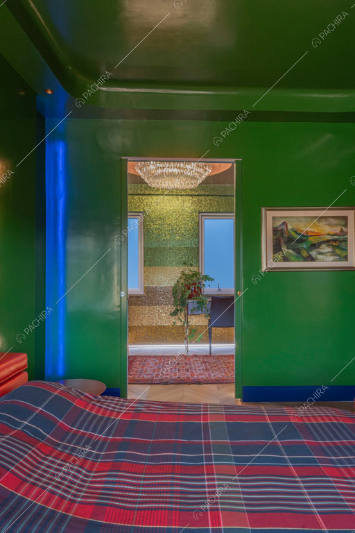 Camera da letto dell'appartamento Gila, location in stile contemporaneo a Roma