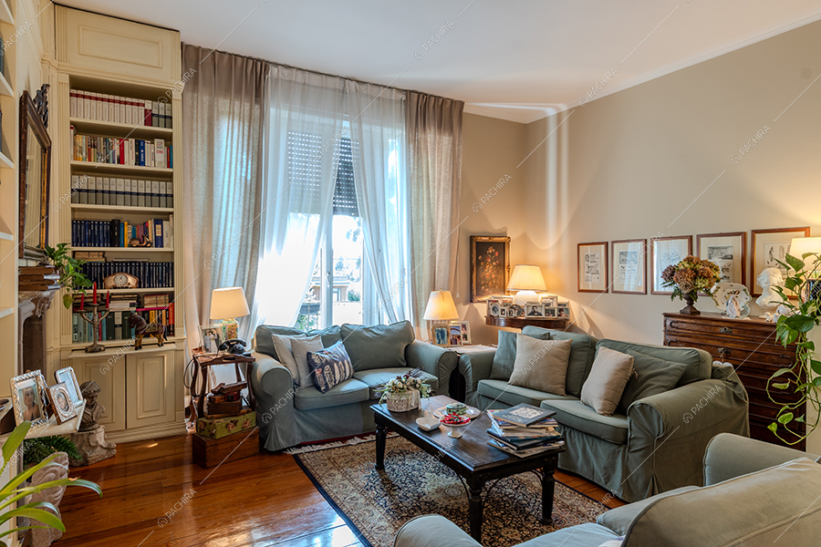 Salotto della villa Rame, location in stile classico a Milano
