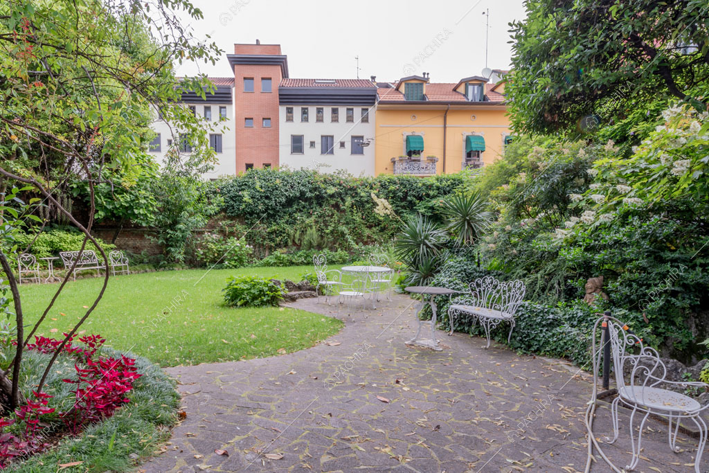 Esterni della villa Palma, location in stile classico a Milano