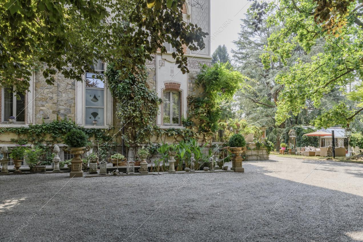 46Location vaniglia villa lecco.jpg