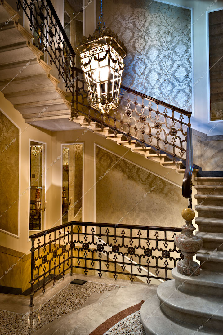 Scale dell'albergo