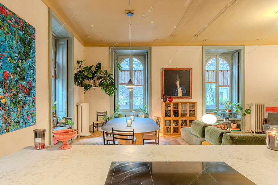 Zona living dell'appartamento Buganvilla, location in stile moderno a Milano