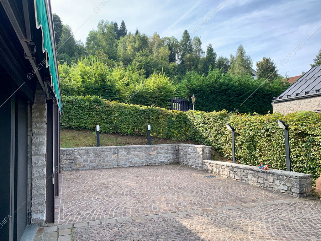 Esterni dello chalet Bulbine, location in stile moderno a Belluno