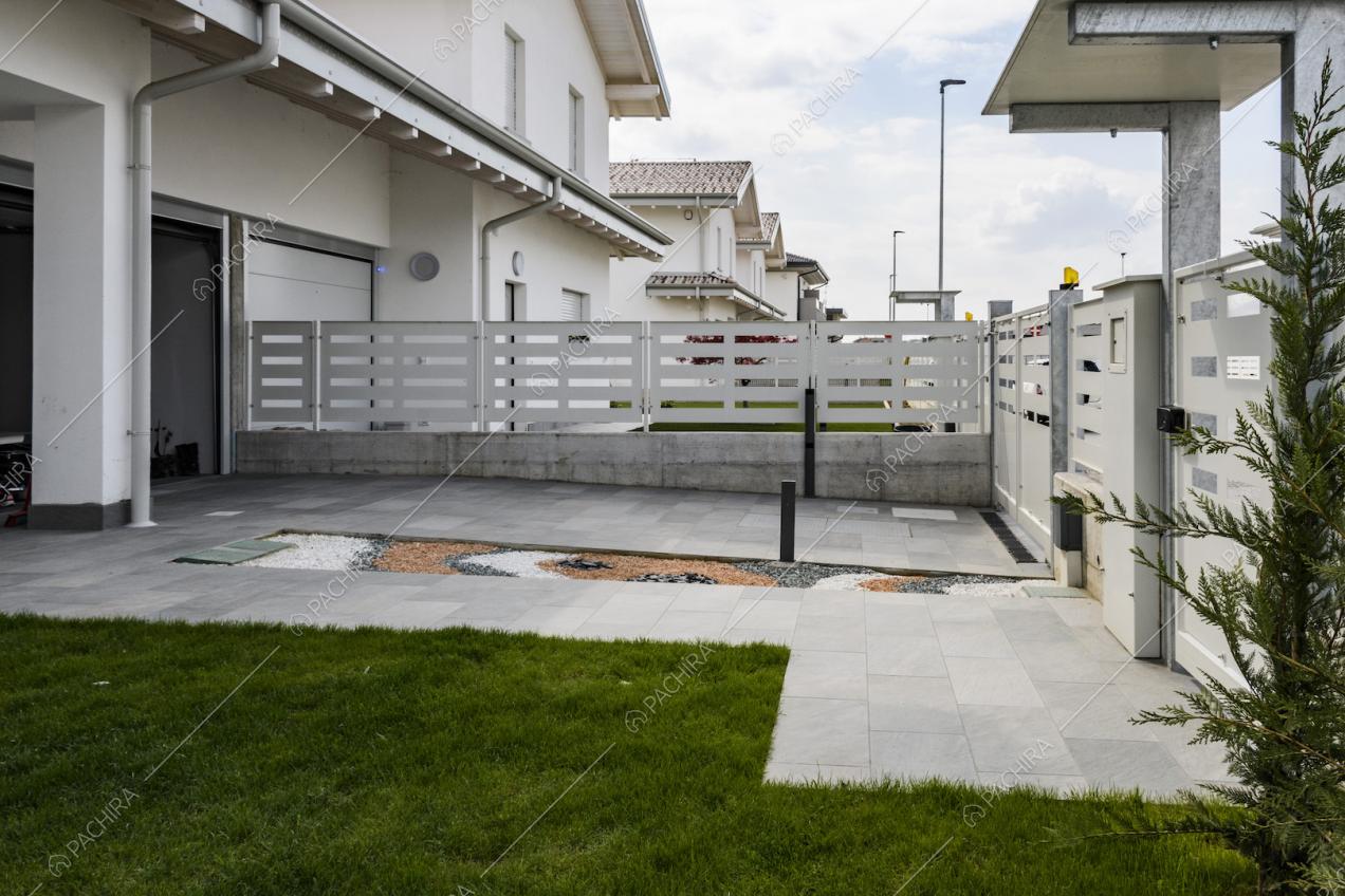 L'ingresso della Location Pomelia