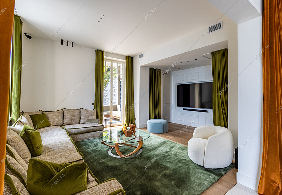 Salotto della villa Argento, location in stile moderno a Como