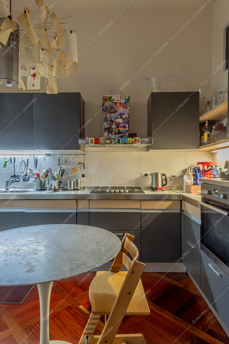 Cucina della villa Corallo, location in stile liberty a Milano