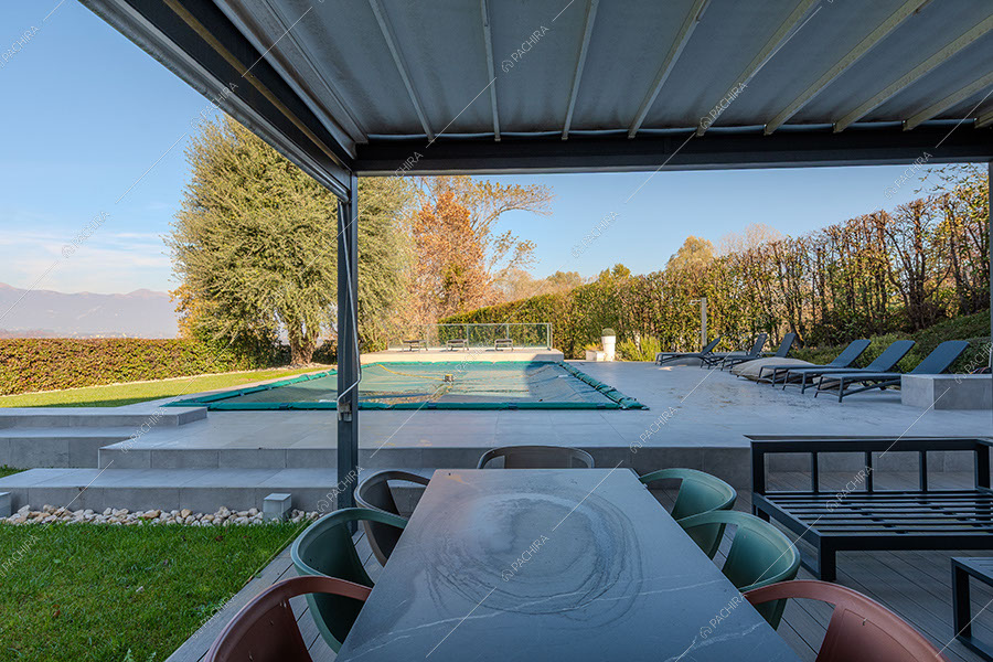 Giardino della villa Iride, location in stile moderno a Monza
