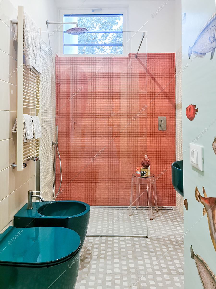 Bagno della villa Storace, location in stile moderno a Lucca