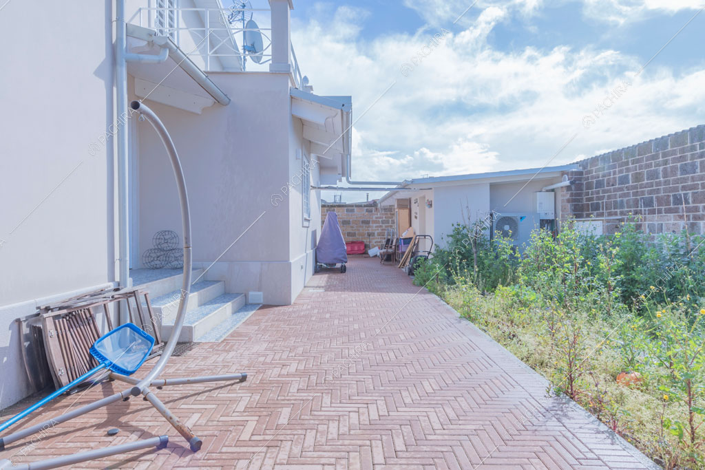 Giardino della villa Colchito, location in stile contemporaneo a Roma