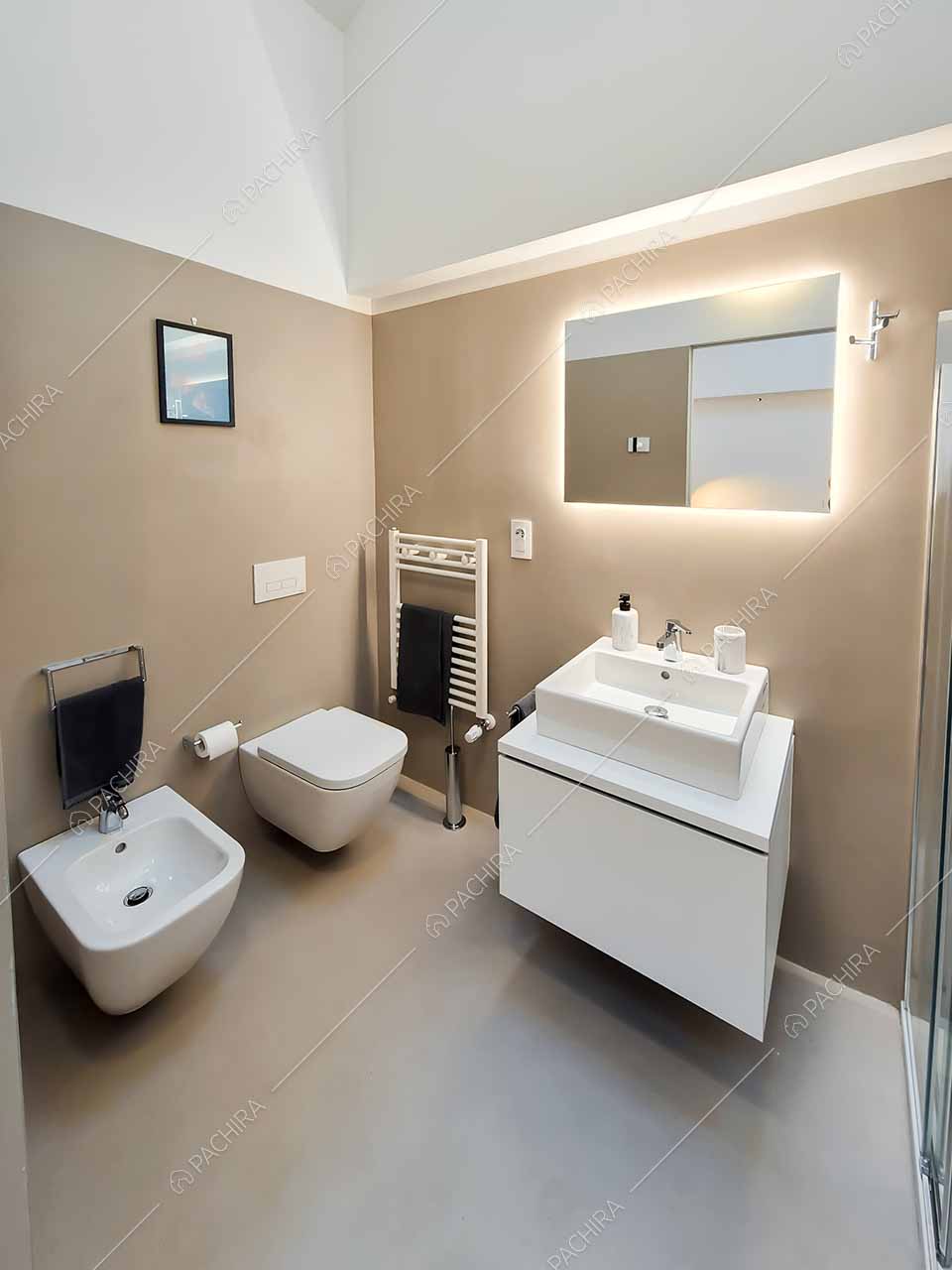 Bagno della location Drina, loft in stile moderno a Milano