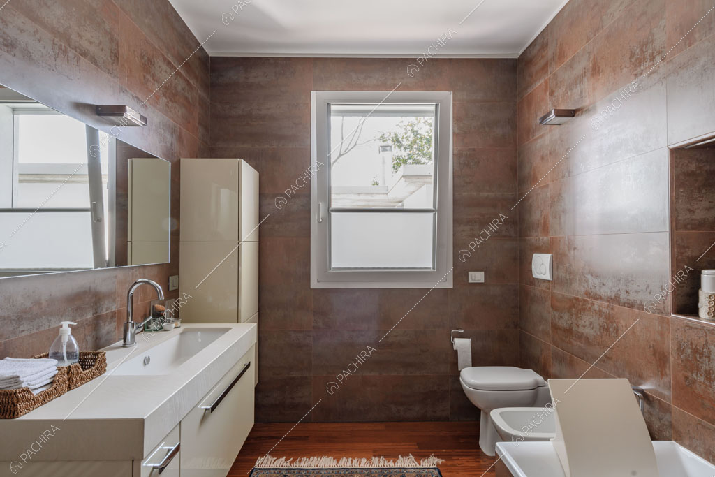 Bagno della villa Lilium, location in stile moderno in Provincia di Milano