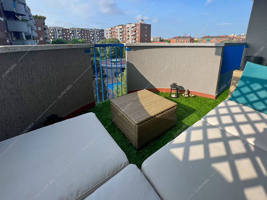 Terrazza dell'appartamento Morganite, location in stile contemporaneo per shooting a Milano