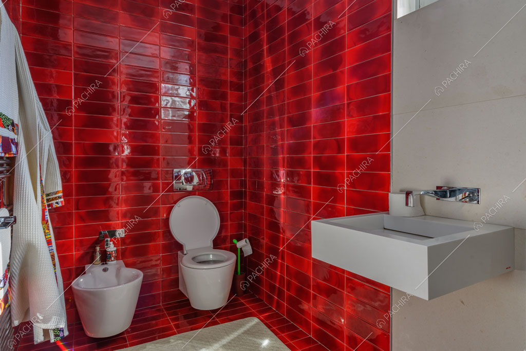 Bagno del loft Inula, location in stile contemporaneo a Varese