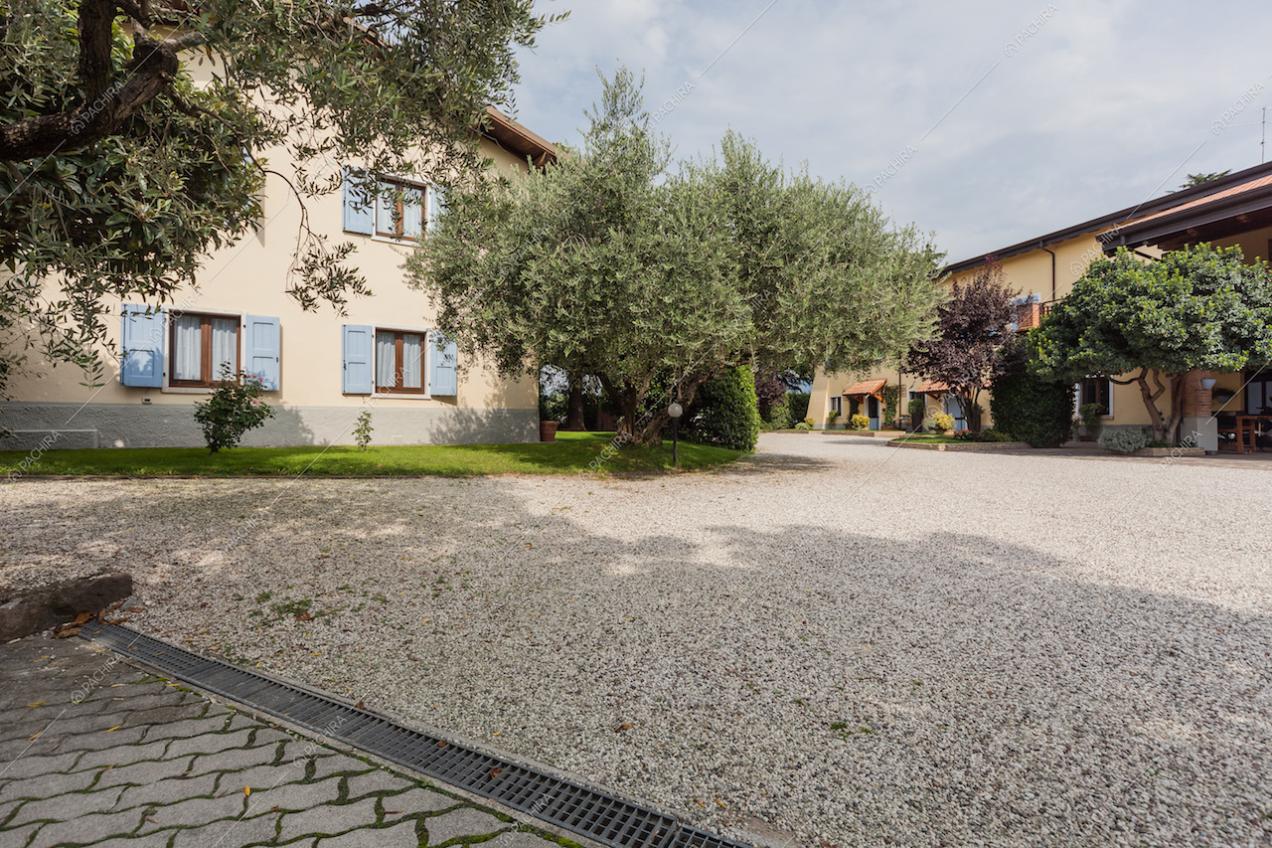 Location Pomelo cascina provincia Verona 14