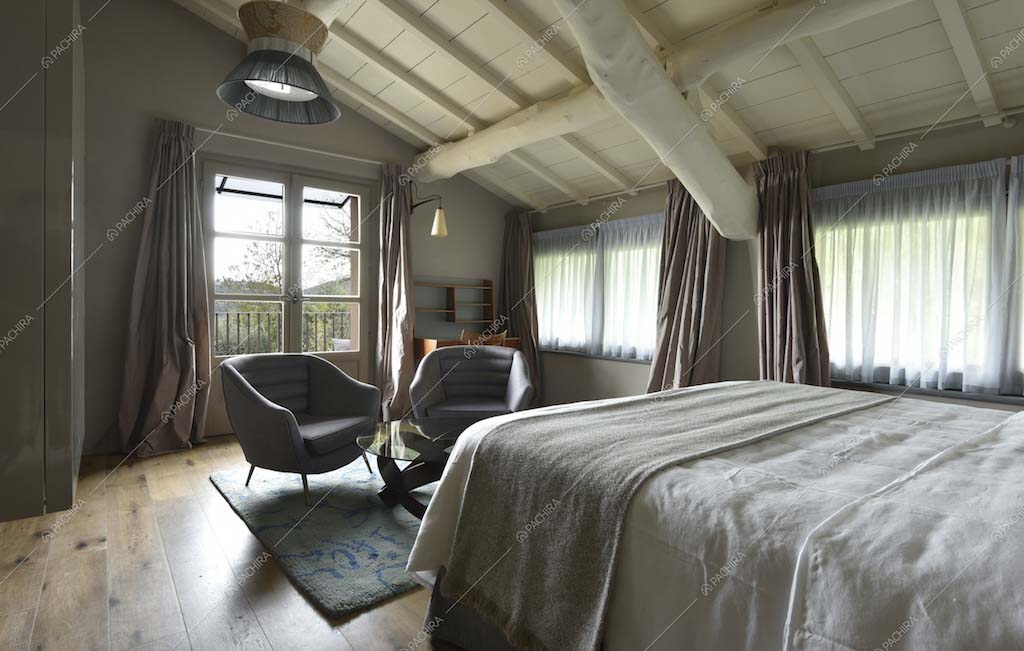 Vista su una delle camere di questa villa in Provincia di Lucca