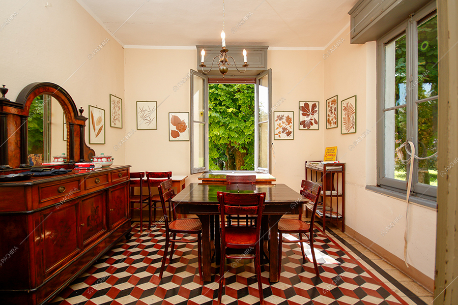 Sala da pranzo della villa Kurili, location in stile classico a Bergamo