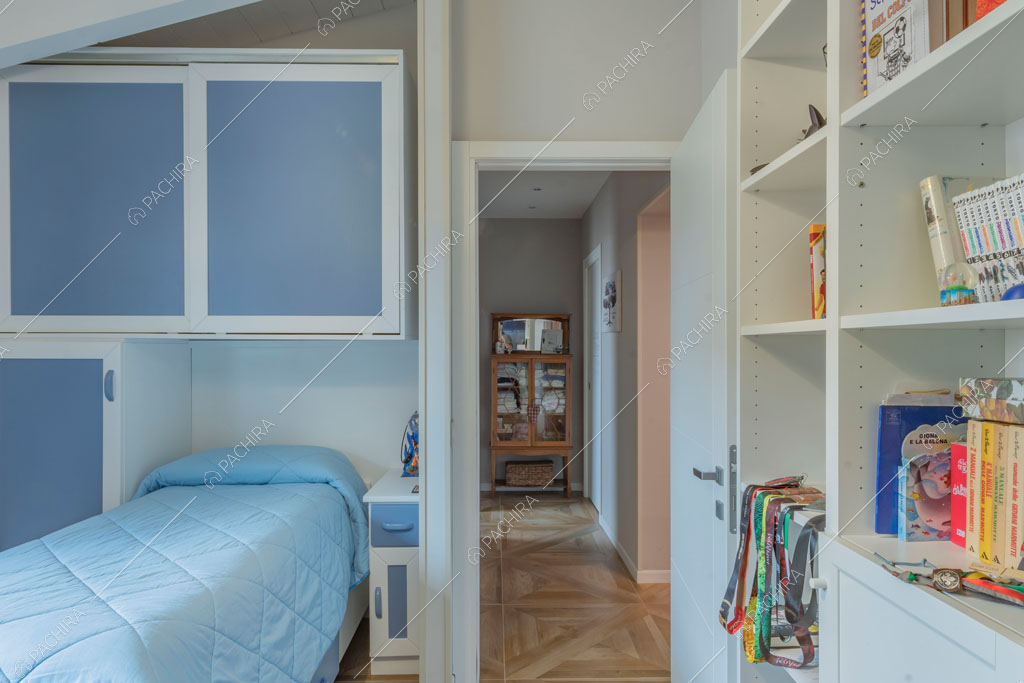 Camera dei bambini della villa Colchito, location in stile contemporaneo a Roma