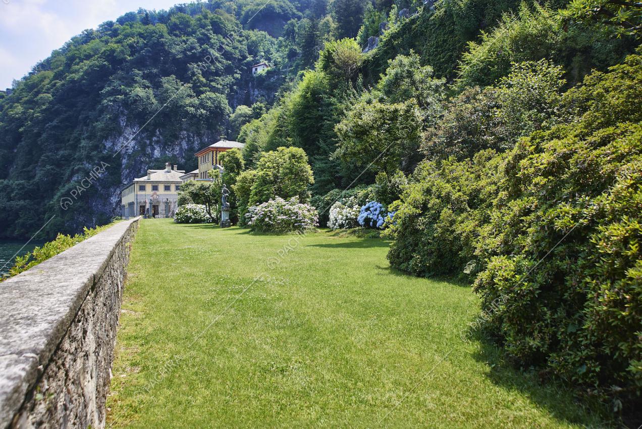 Location Fritillaria dimora storica provincia di Como 5