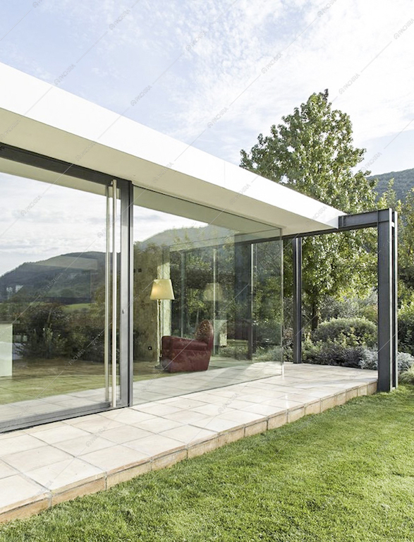 Le vetrate della villa