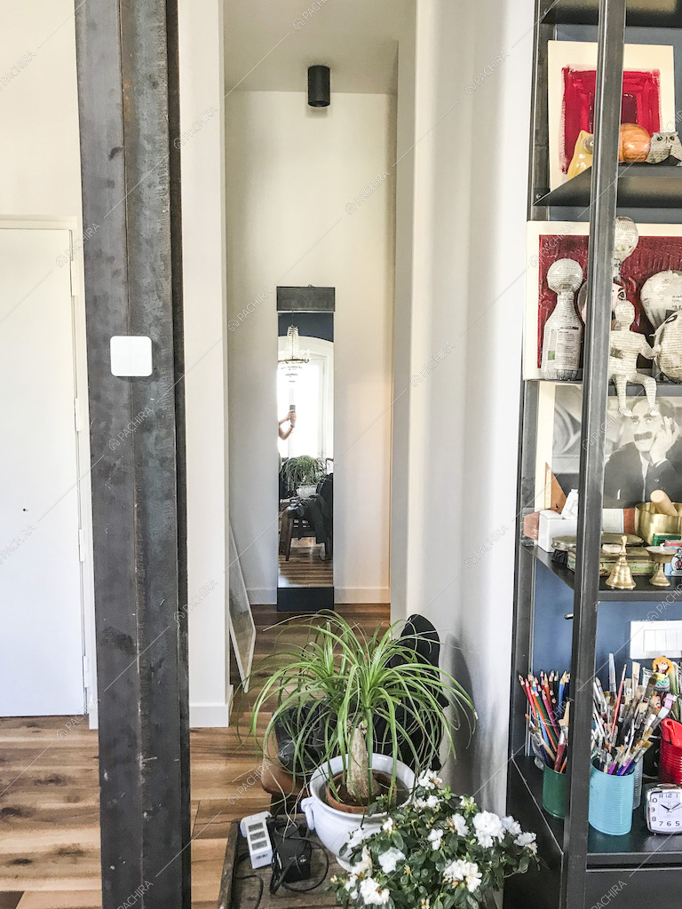 Corridoio appartamento moderno a Roma