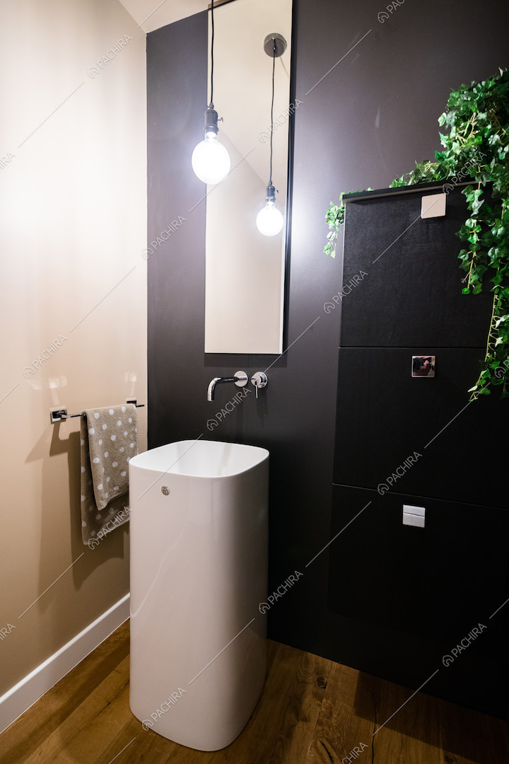 Il bagno moderno della Location Dicondra