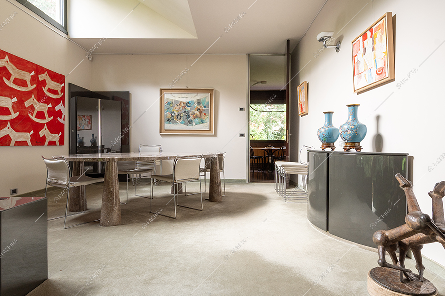 Sala pranzo della villa Noce, location in stile vintage a Milano