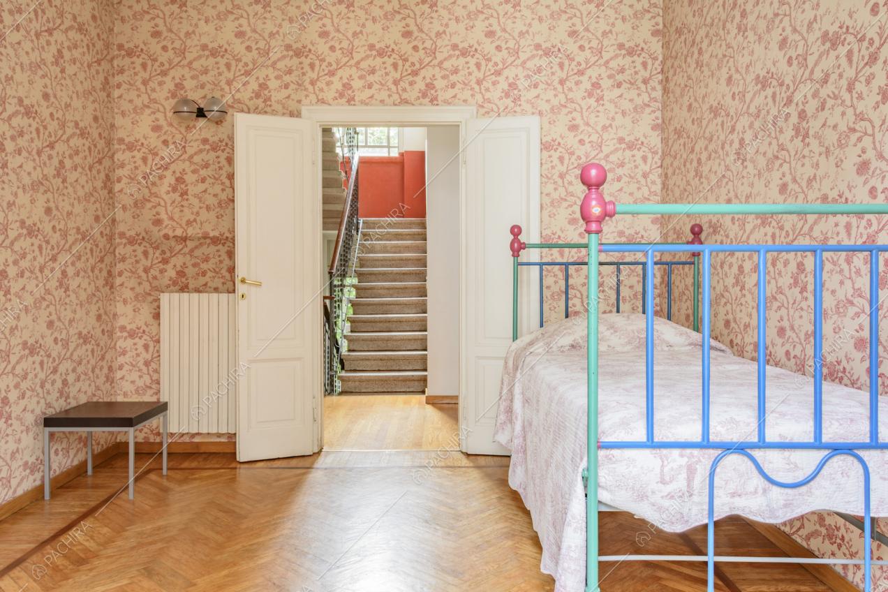 Camera da letto e vista sulla scalinata