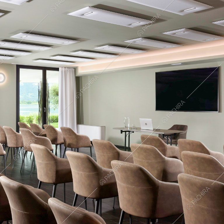 Sala conferenze dell'hotel Urville, location in stile contemporaneo a Lecco