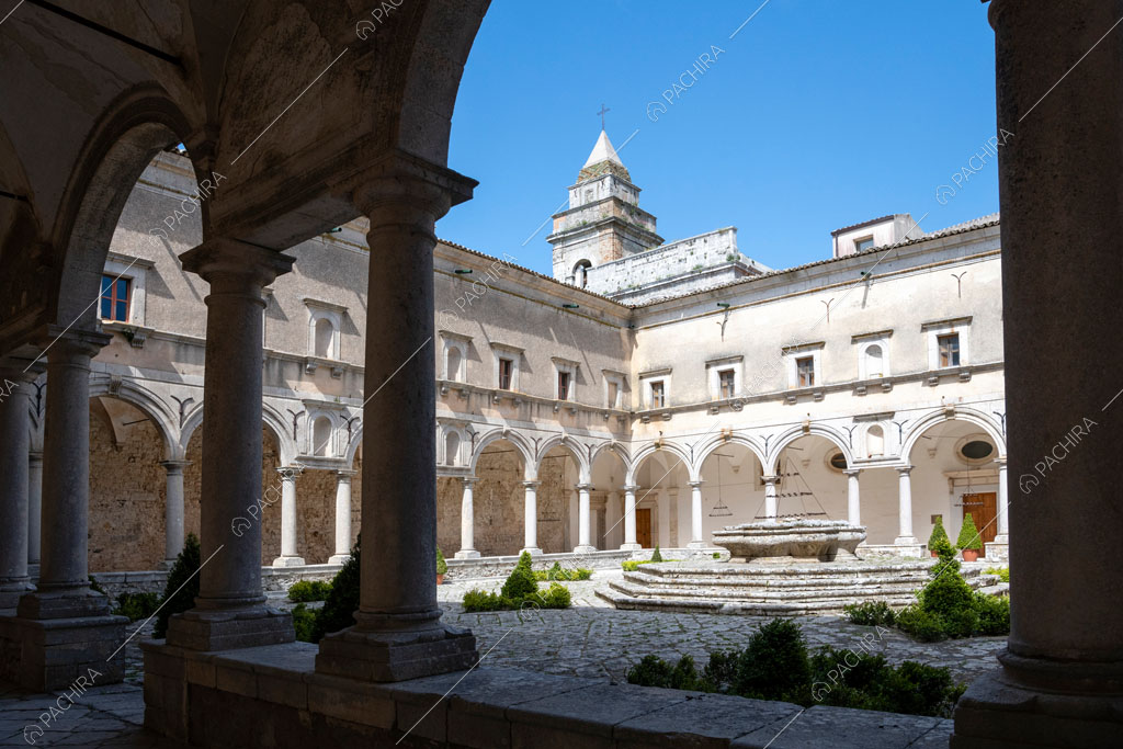Location Levante Palermo chiesa classico shooting foto video 25