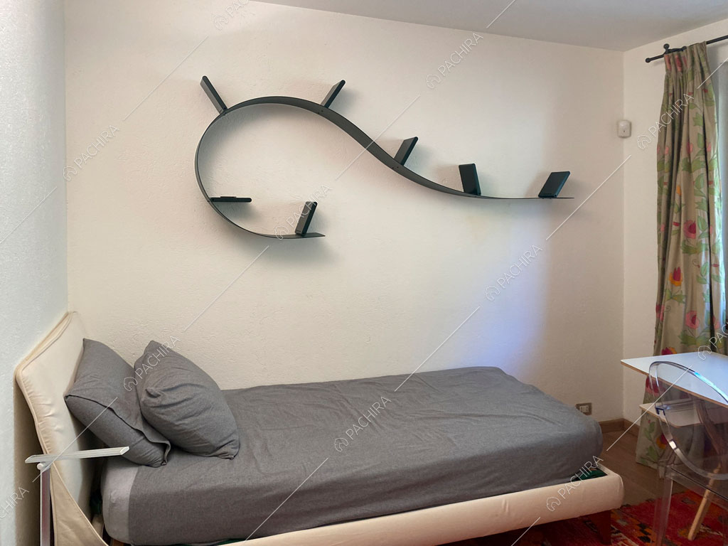 Camera da letto della villa Aqaba, location in stile contemporaneo ad Aosta