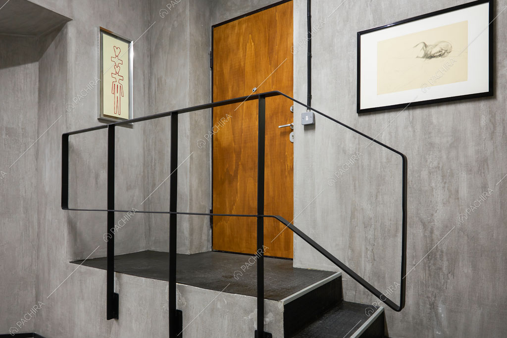 Porta d'ingresso dell'ufficio Olmaria, location in stile contemporaneo a Milano