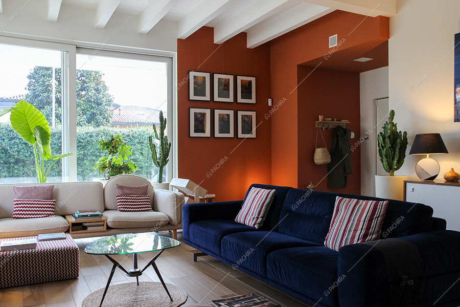 Zona living della villa Garnet, location in stile contemporaneo a Milano