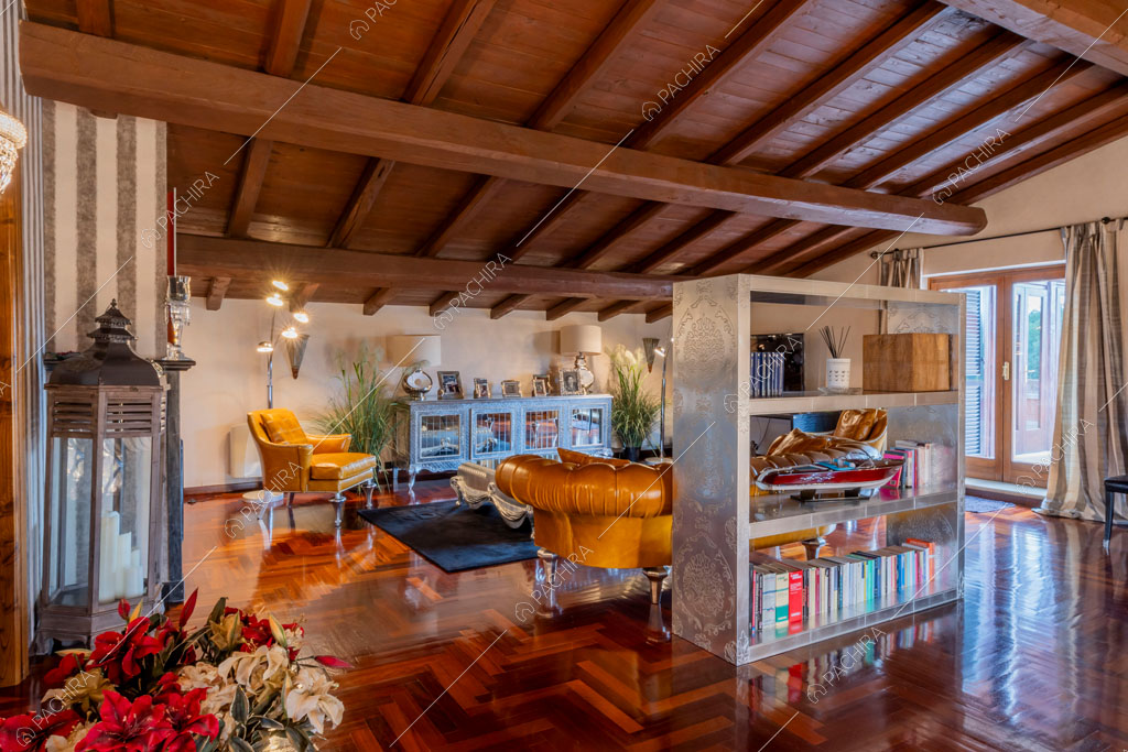 Salotto della villa Sidley, location in stile classico a Roma