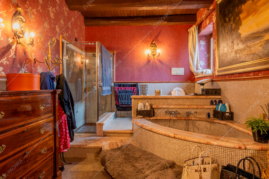 Bagno della villa Sidley, location in stile classico a Roma