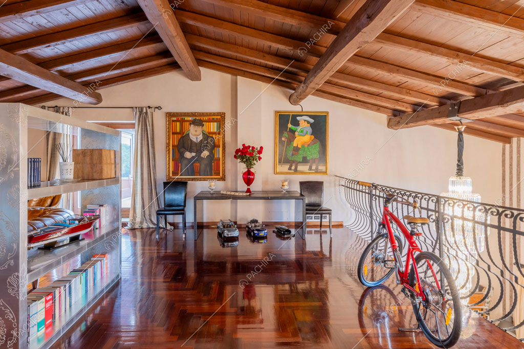 Soppalco della villa Sidley, location in stile classico a Roma