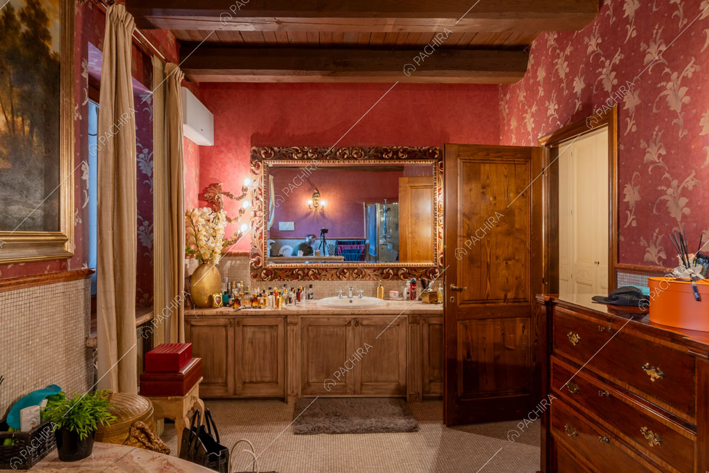 Bagno della villa Sidley, location in stile classico a Roma