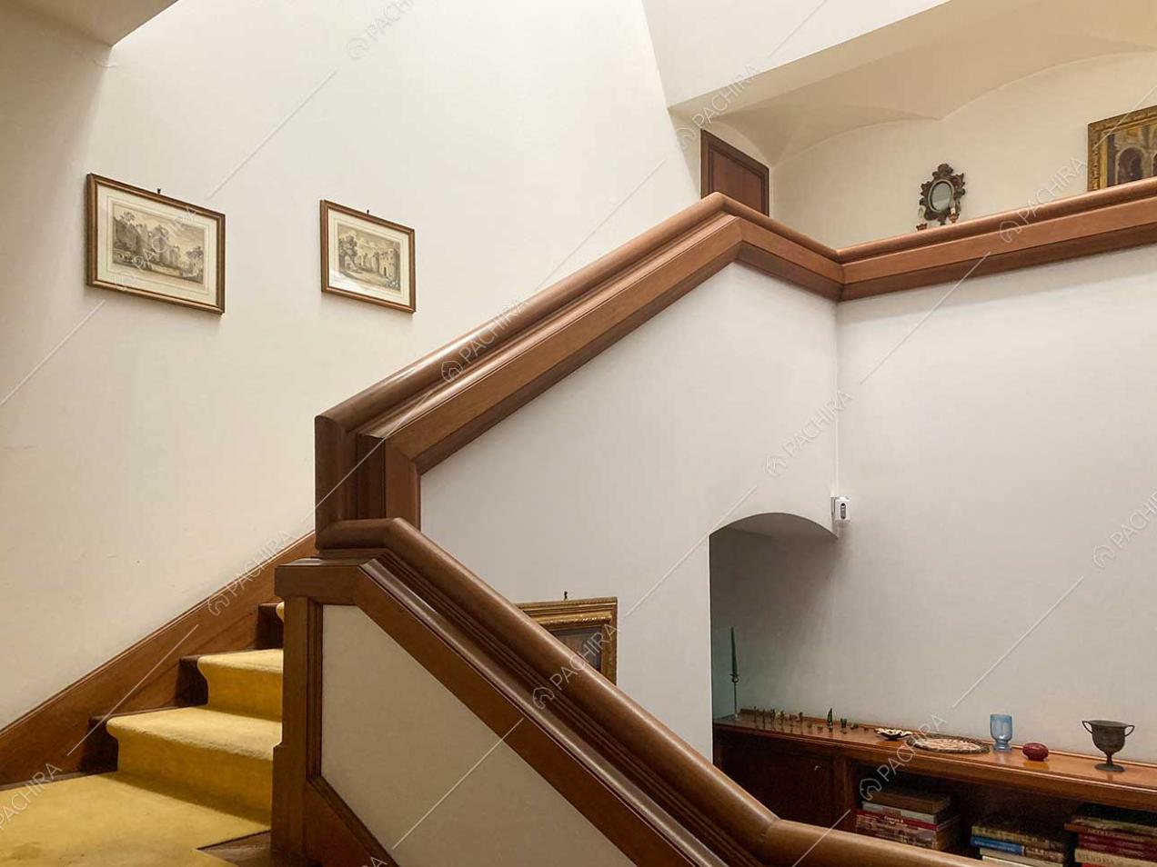 Scale della villa Anastase, location in stile classico a Roma
