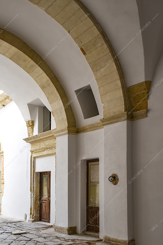 Cortile della dimora storica Evros, location in stile contemporaneo a Lecce