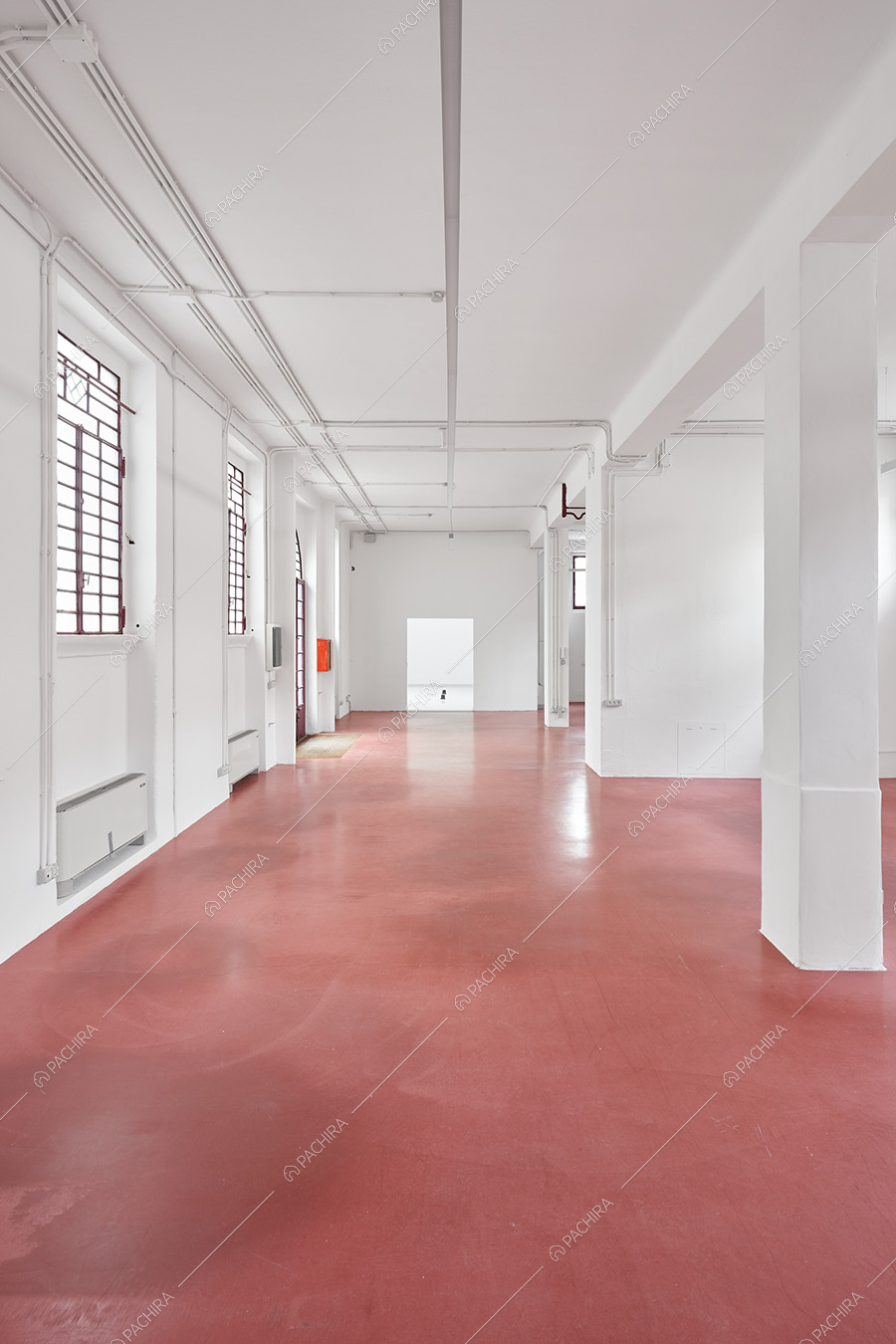 Sala dell'espositivo Callicarpa, location in stile moderno a Milano