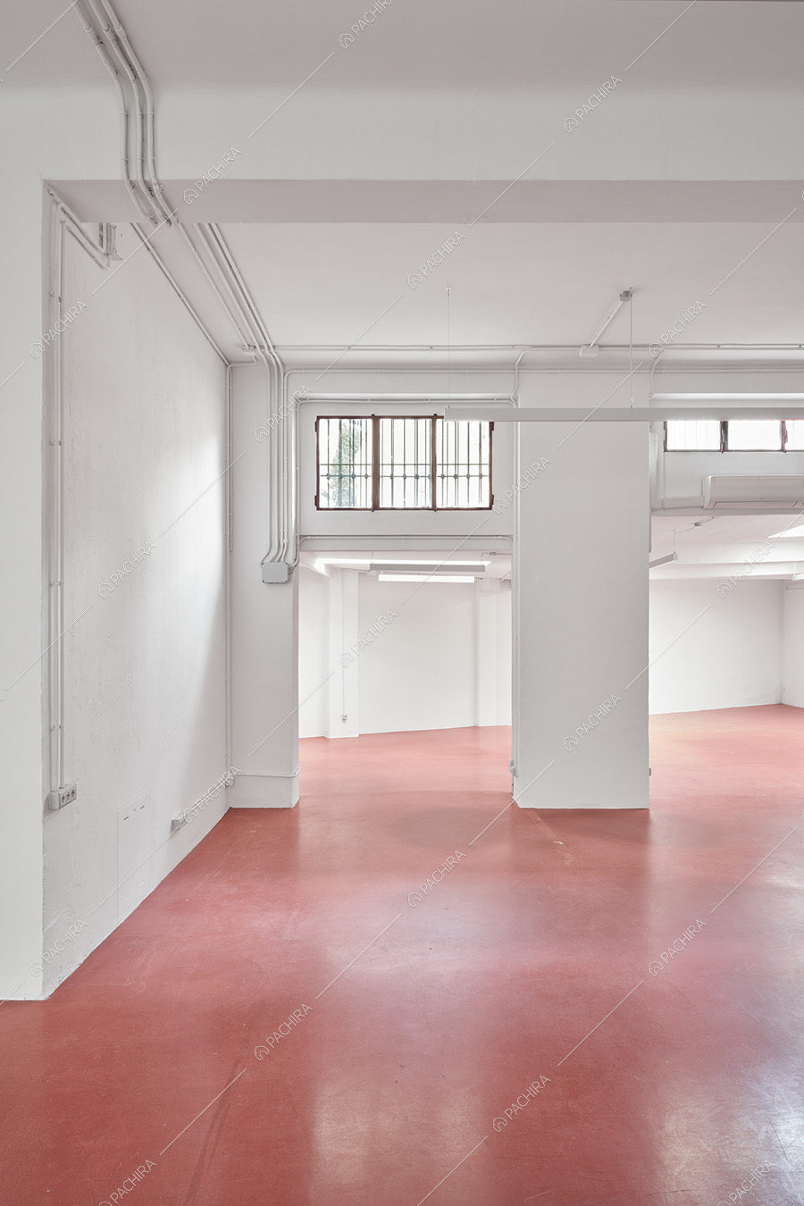 Sala dell'espositivo Callicarpa, location in stile moderno a Milano