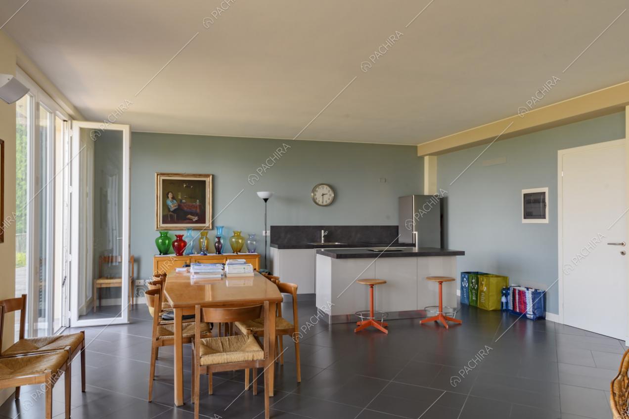 Cucina a vista con bancone