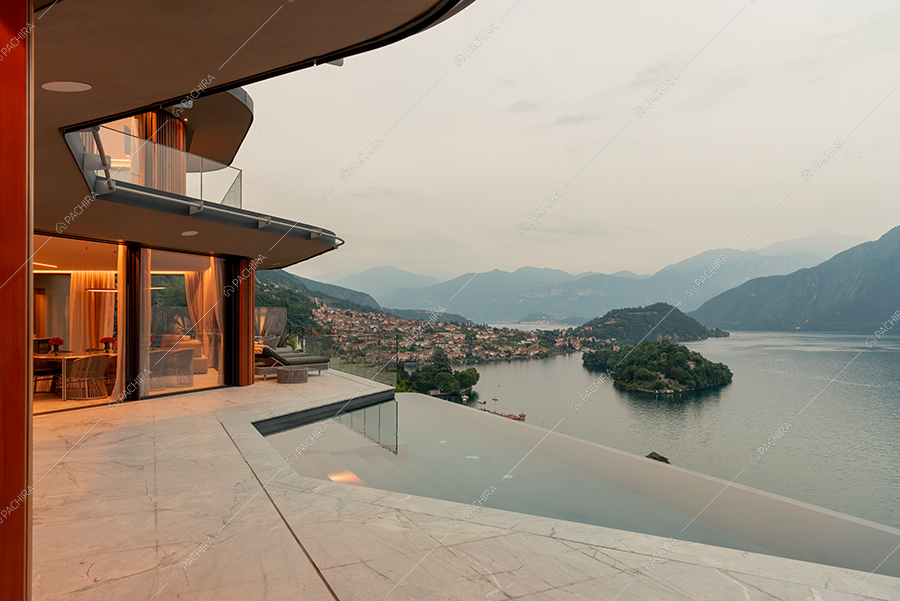 Vista sul lago dalla villa Agapanto, location in stile contemporaneo a Como