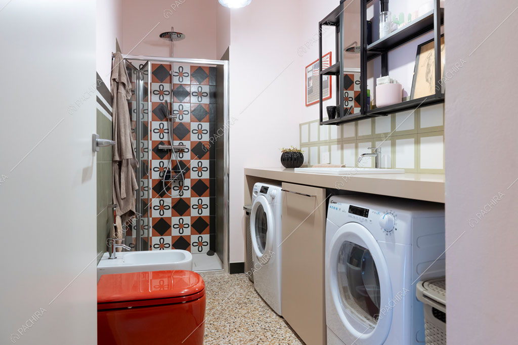 Bagno della location Eyre, villa in stile moderno a Piacenza