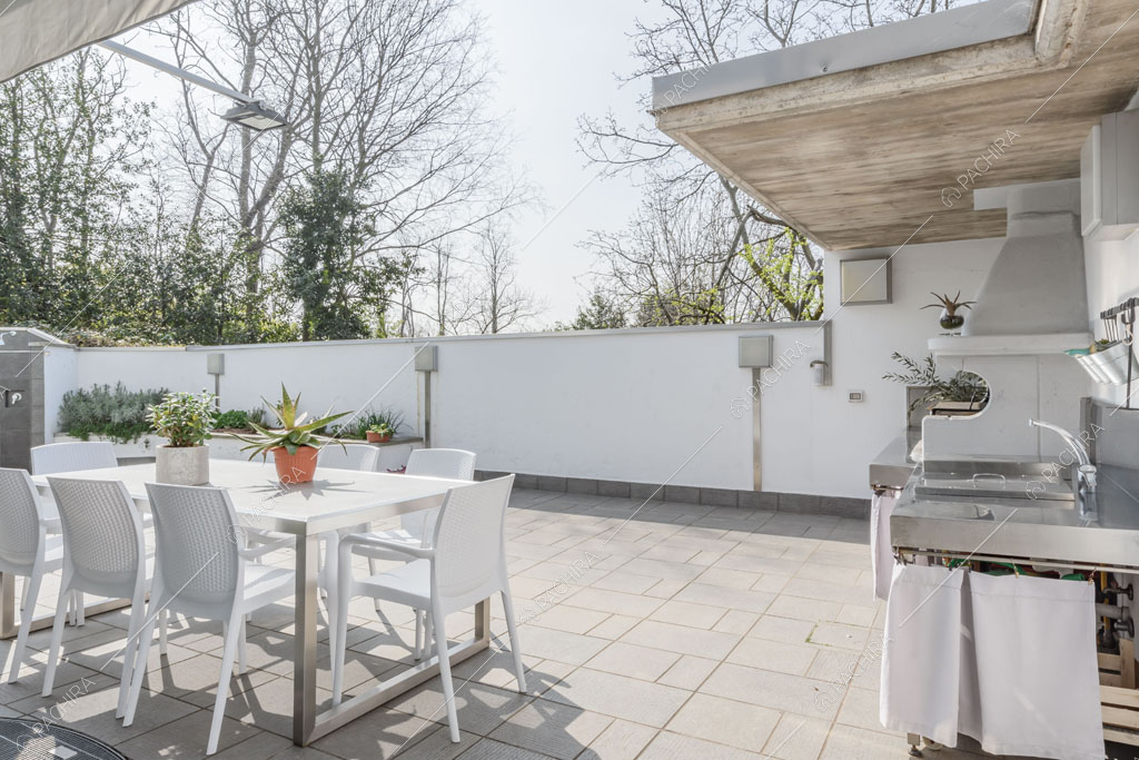 Cortile della villa Lilium, location in stile moderno in Provincia di Milano